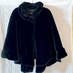 LANE BRYANT Winter Faux Fur Cape